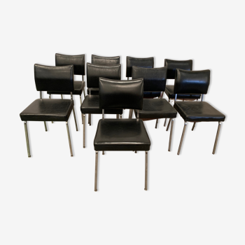 Suite of nine vintage chairs in chrome and imitation leather XX century