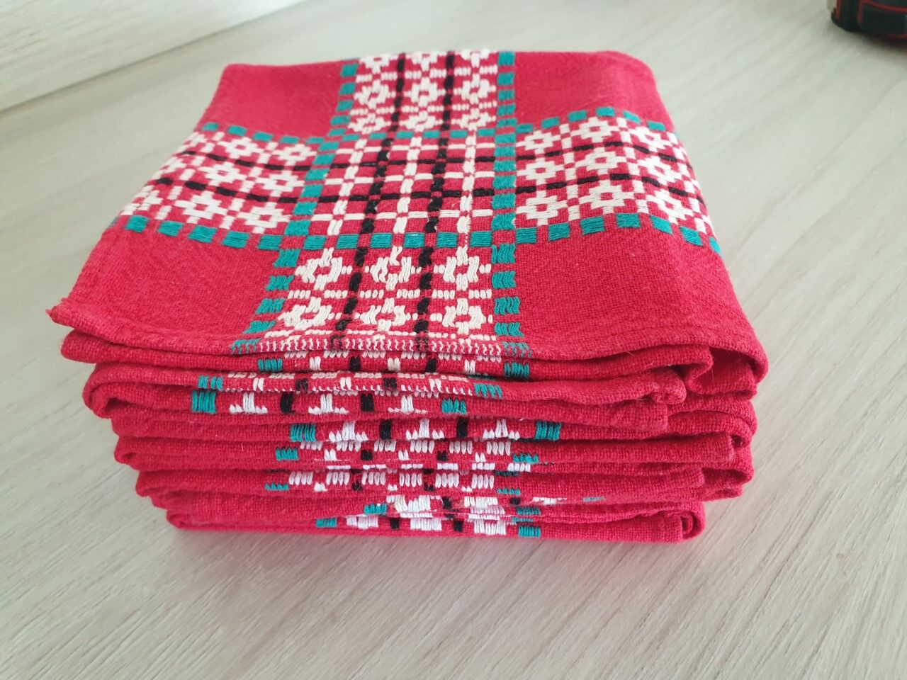 Set of six vintage napkins