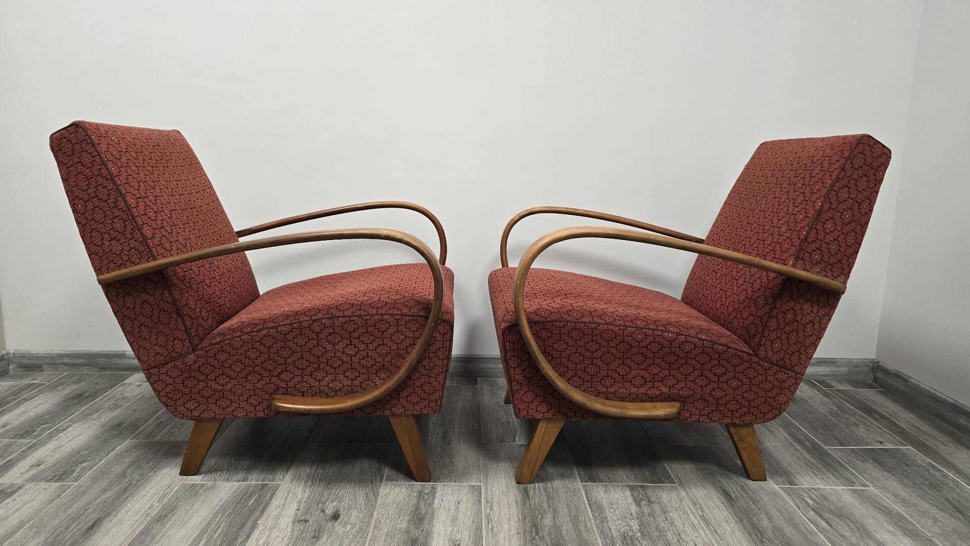Vintage Armchairs from Jindrich Halabala, 1940s, Set of 2