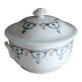 Small soup tureen