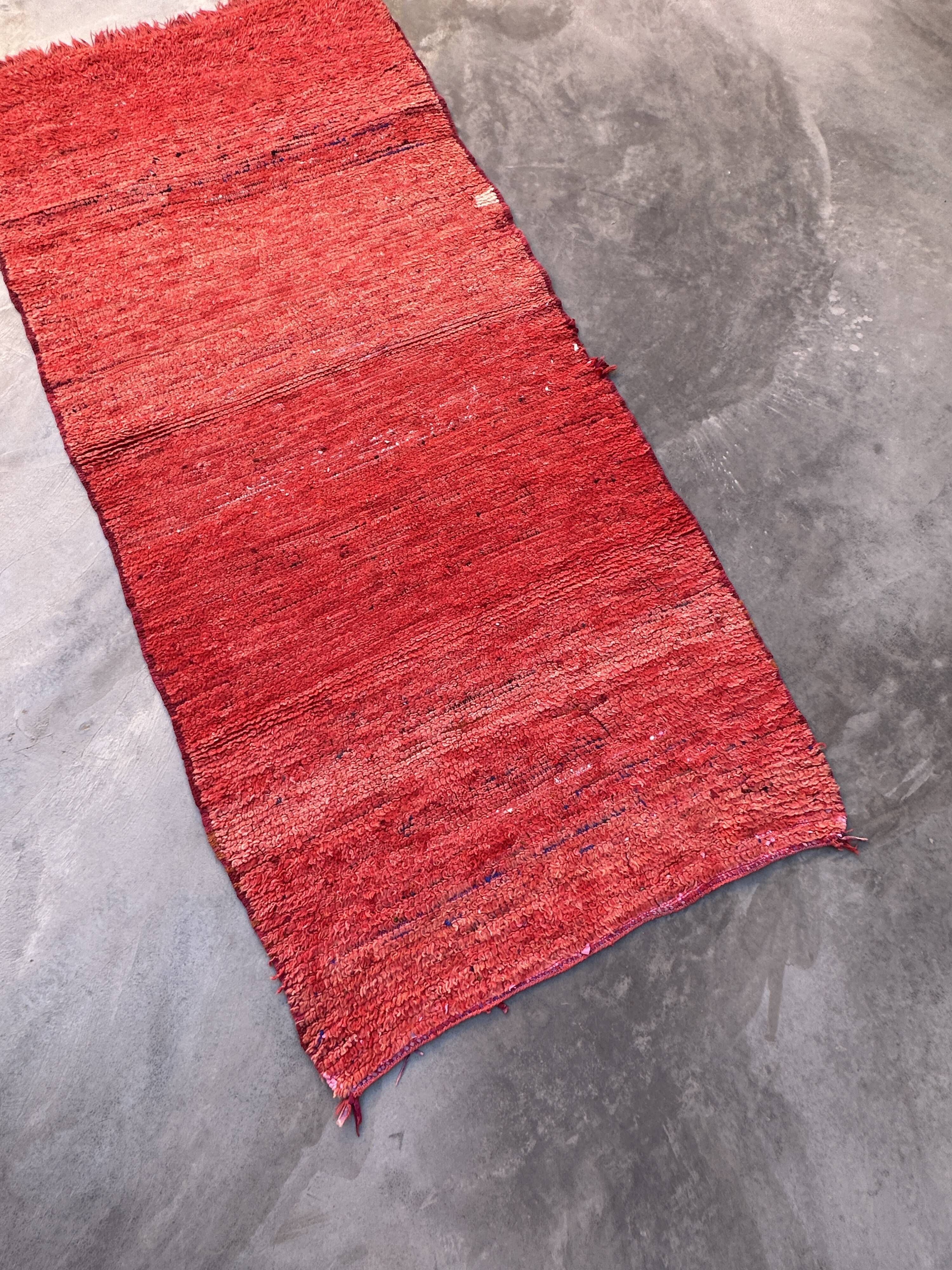 Red Boujad Moroccan rug - 223 x 107 cm