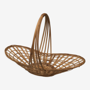 Braided bamboo basket from the 60s-70s, vintage.