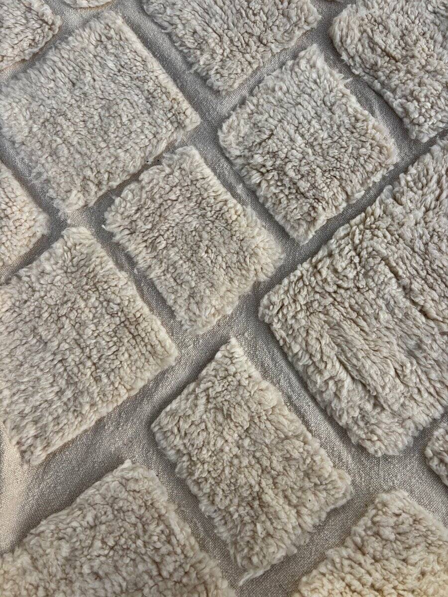Modern Beni Ouarain rug in wool