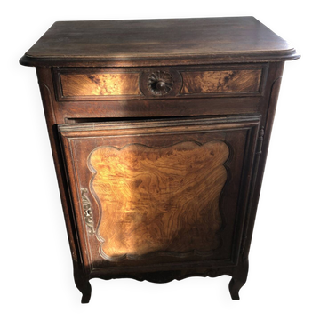 Louis XV style confiturier in excellent condition.