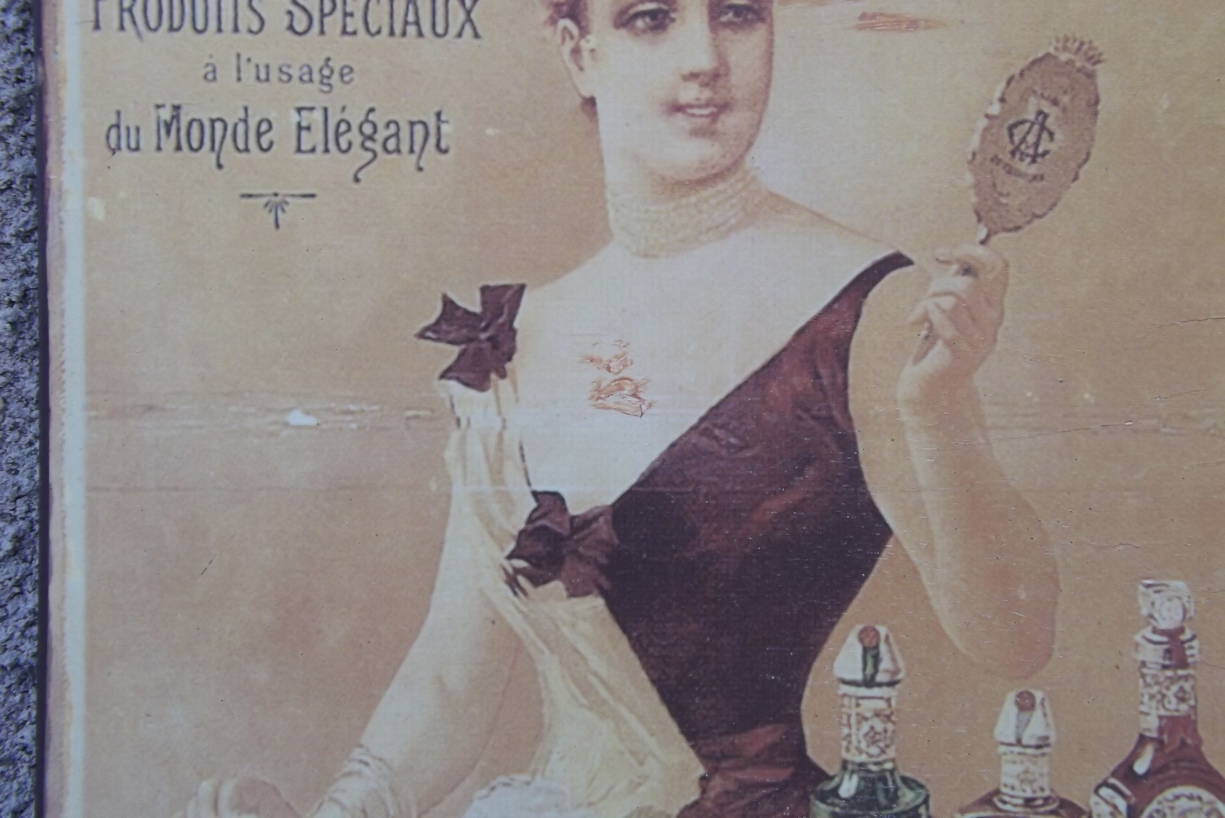 Plate Tin advertising old perfumery Charlet - Paris