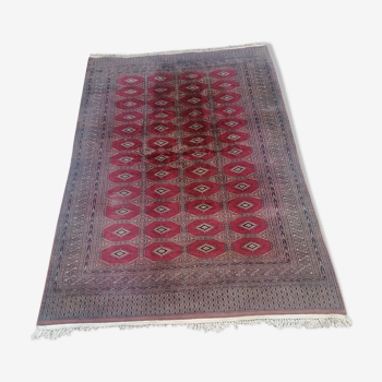 Oriental carpet 274 x 180cm