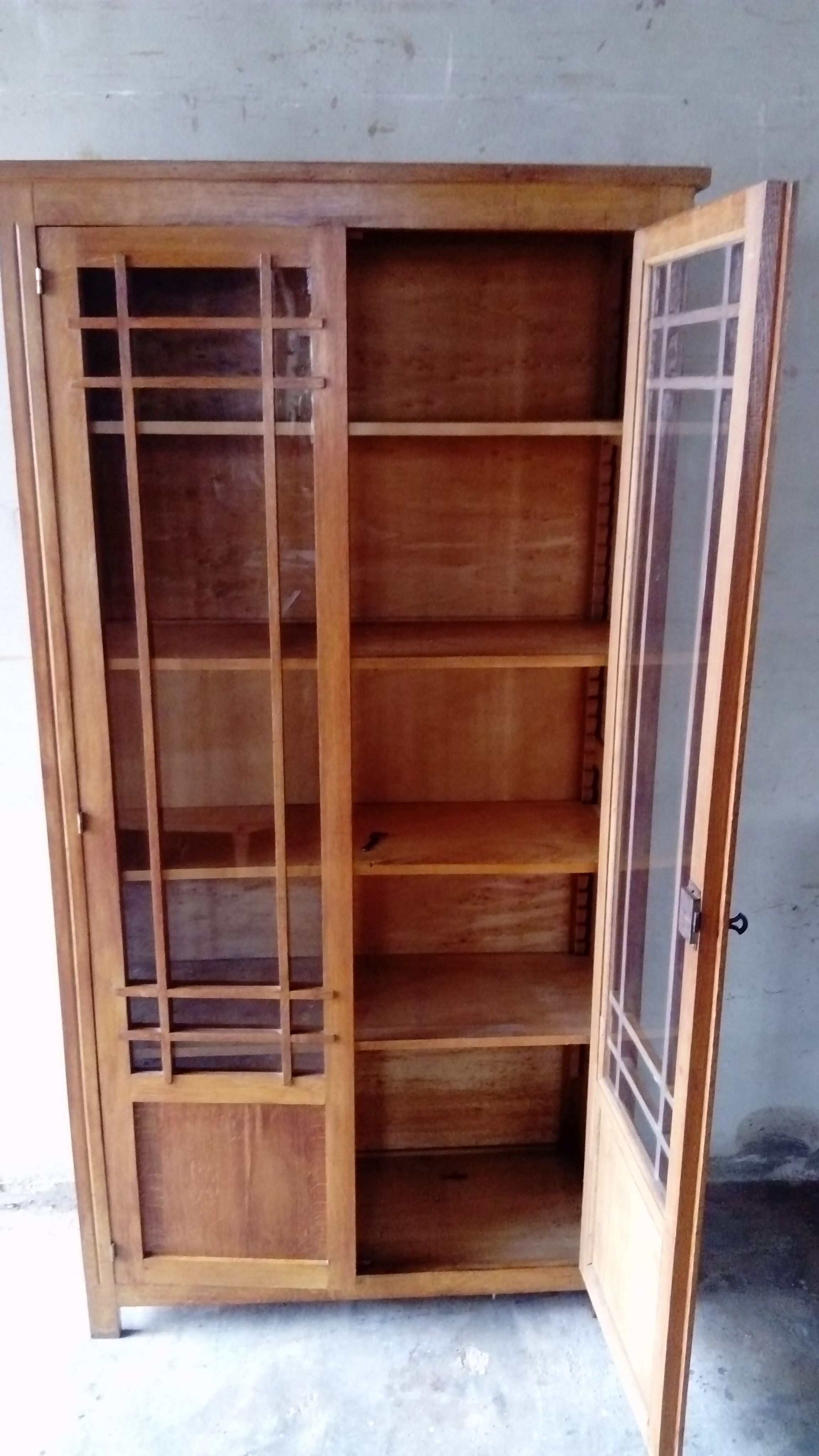 Armoire vitrine vintage Selency
