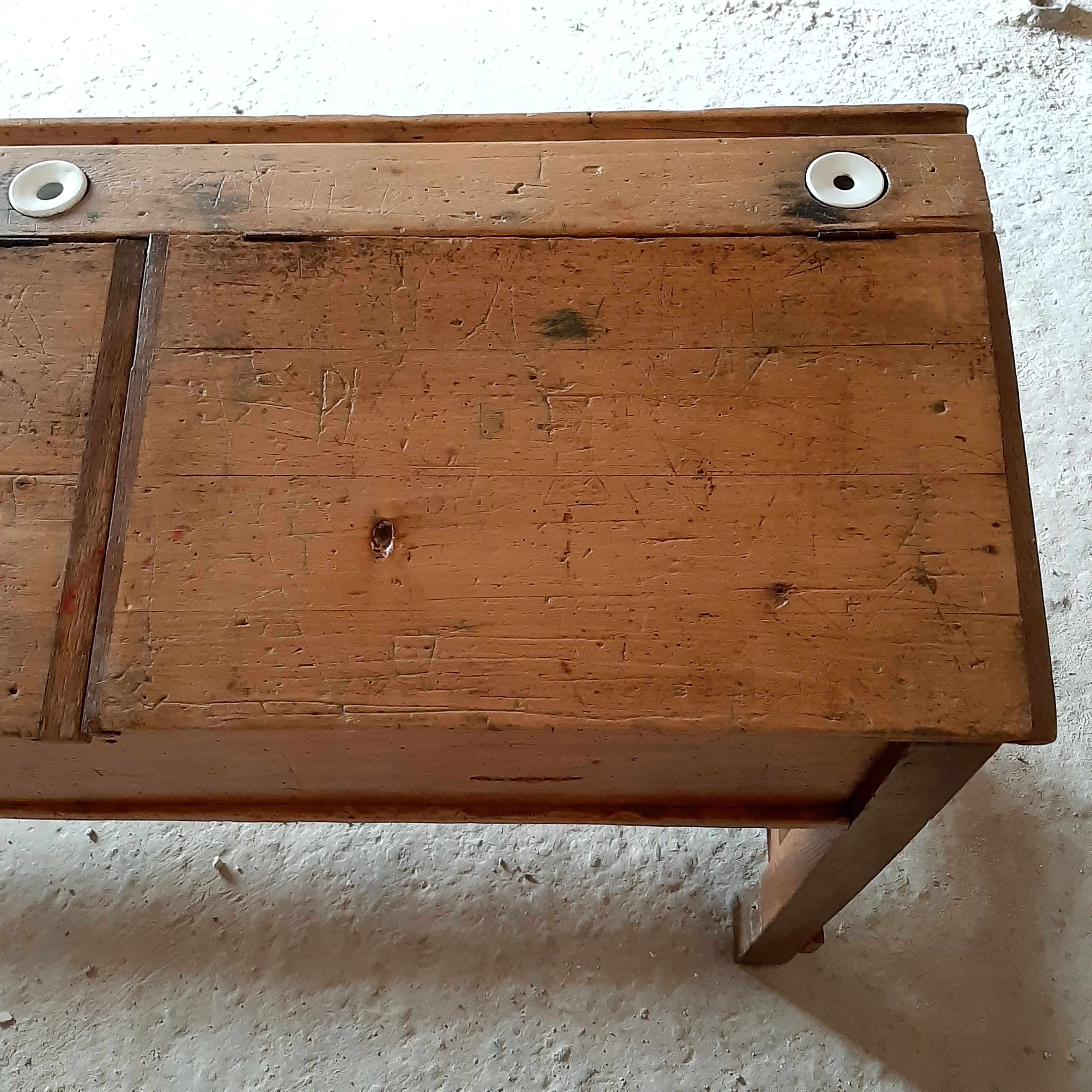Desk desk early nineteenth century