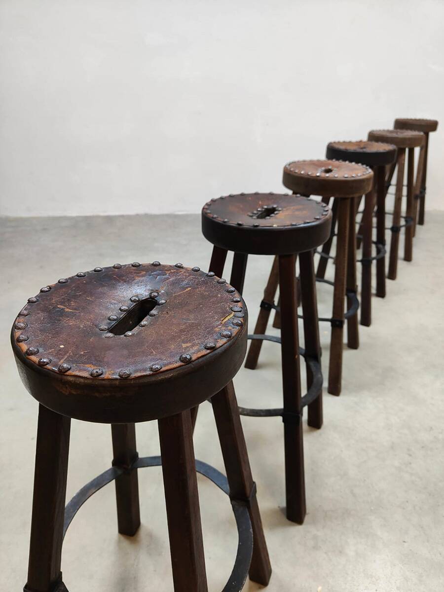Vintage Spanish leather barstools 'Brutalism'