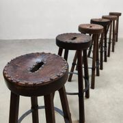 Tabourets de bar brutalistes en bois et cuir, Espagne 1970