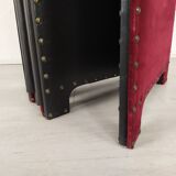 Red velvet screen with black skai