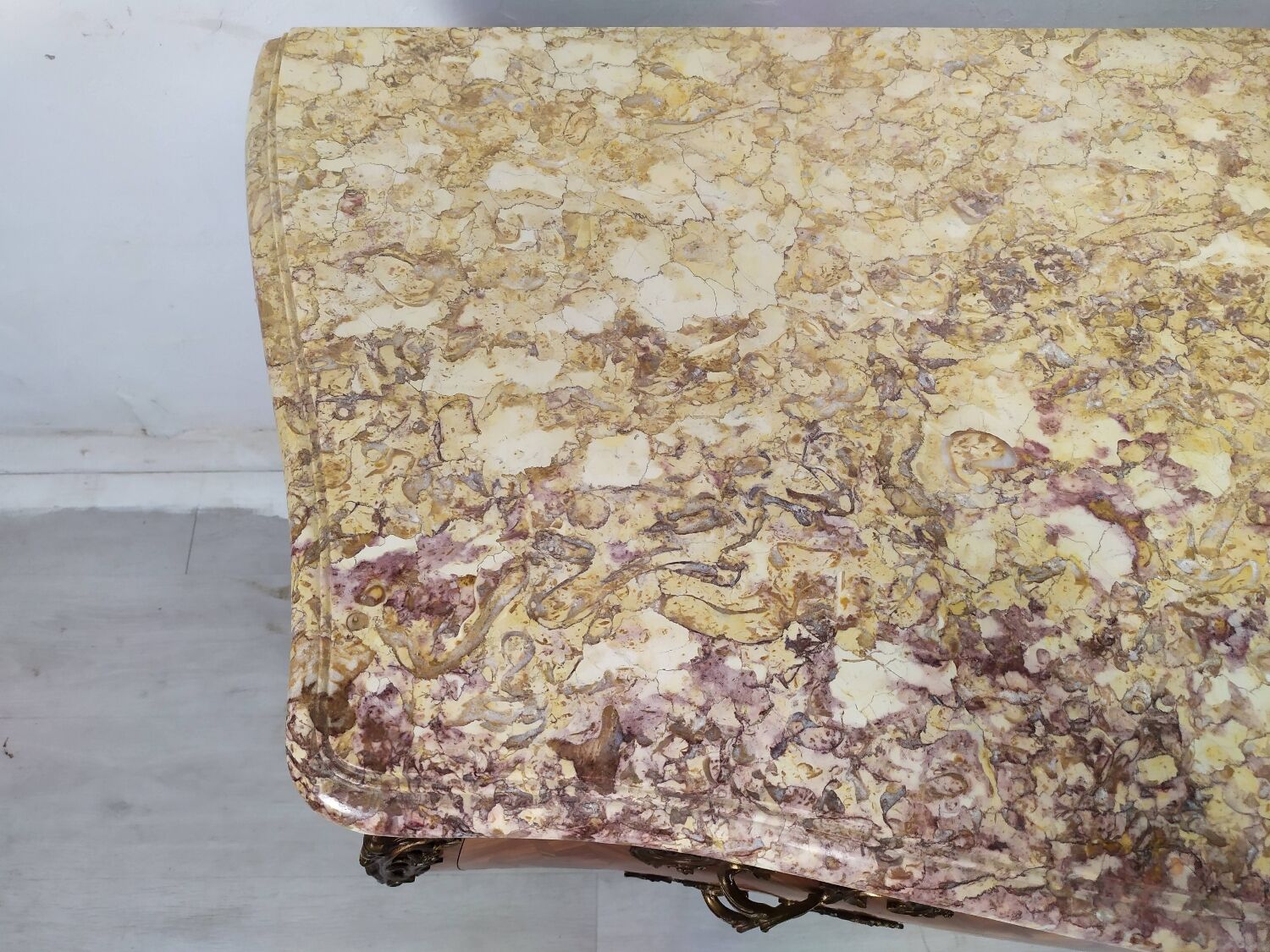 Commode Louis XV galbé