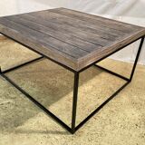 Table basse en bois brut