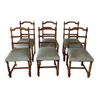 Six turned wooden chairs