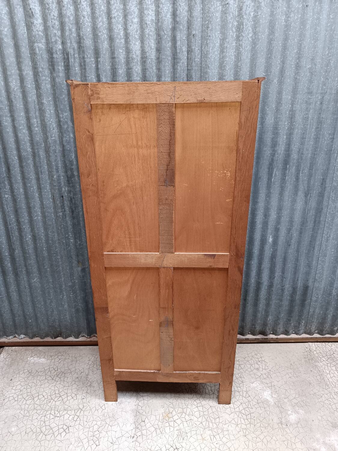 Parisian display cabinet - Glass-fronted Parisian wardrobe