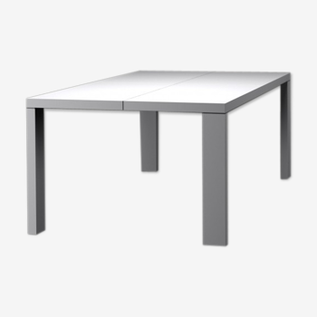 Ligne Roset Dedicato table