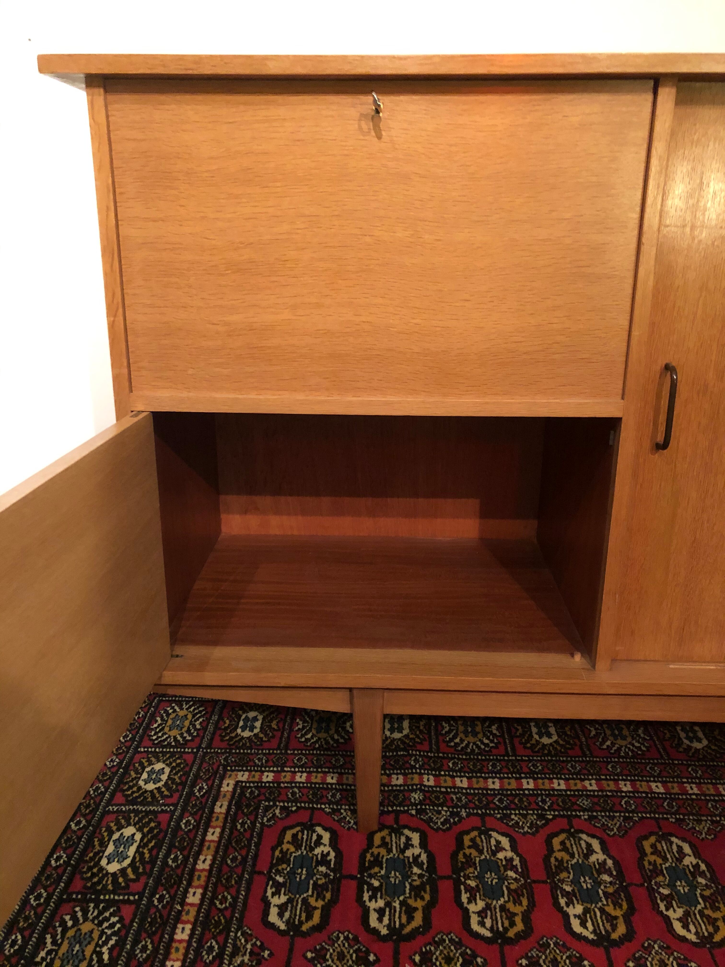 Vintage 60s sideboard