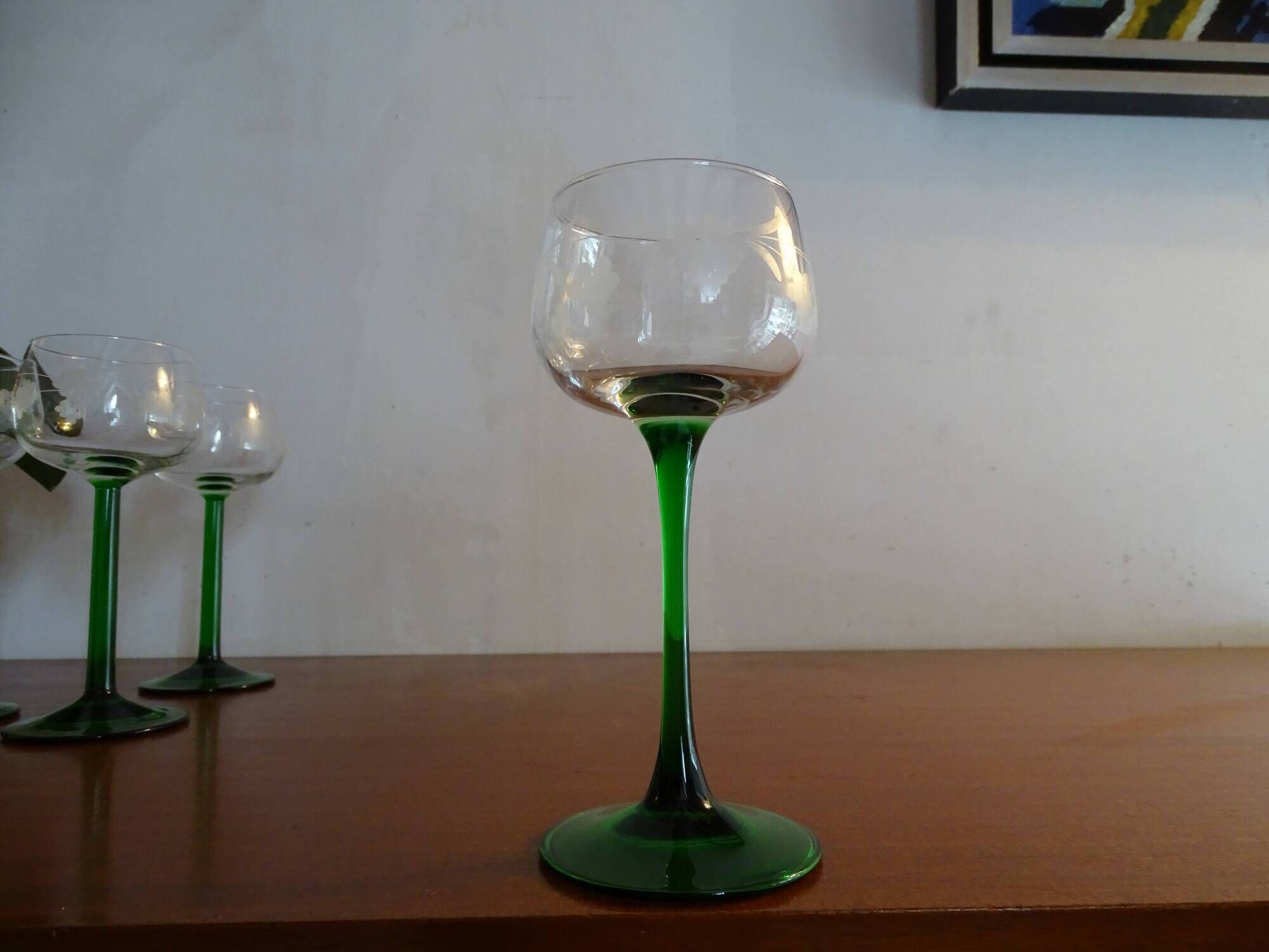8 verres vin blanc d'Alsace gravés grappes de raisins Luminarc France