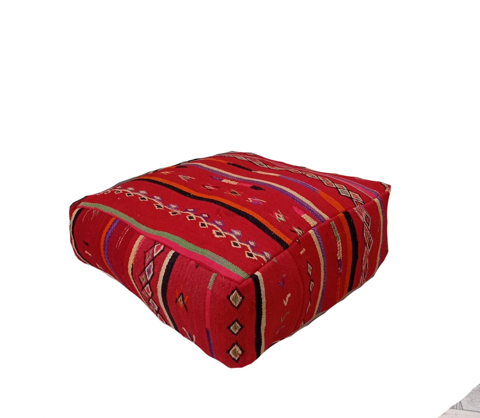 Handmade Berber pouf in wool 60 X 60 X 20 CM