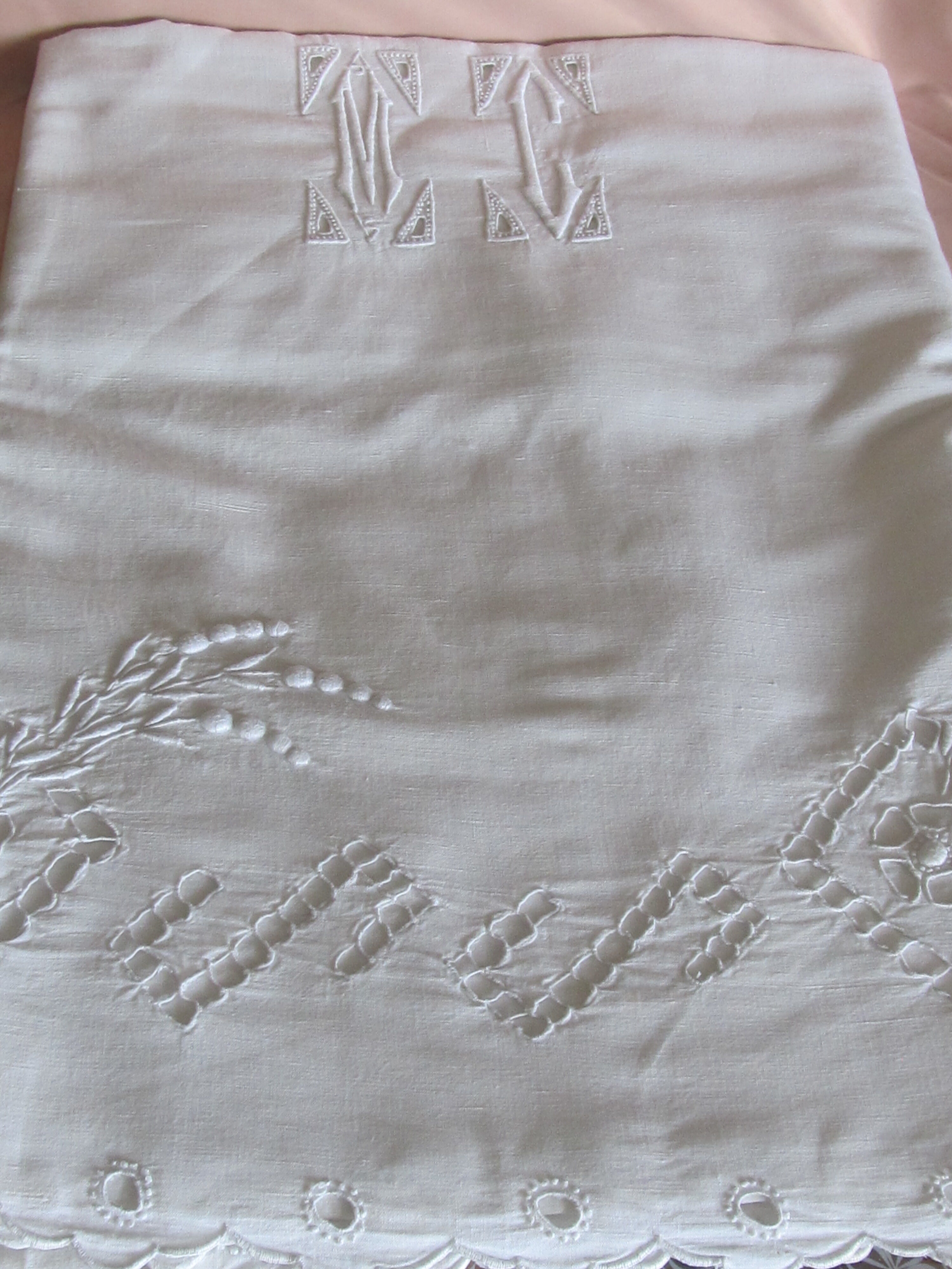 Old sheet cotton embroidery Richelieu white monograms MC 200 x 315 back 80 cm