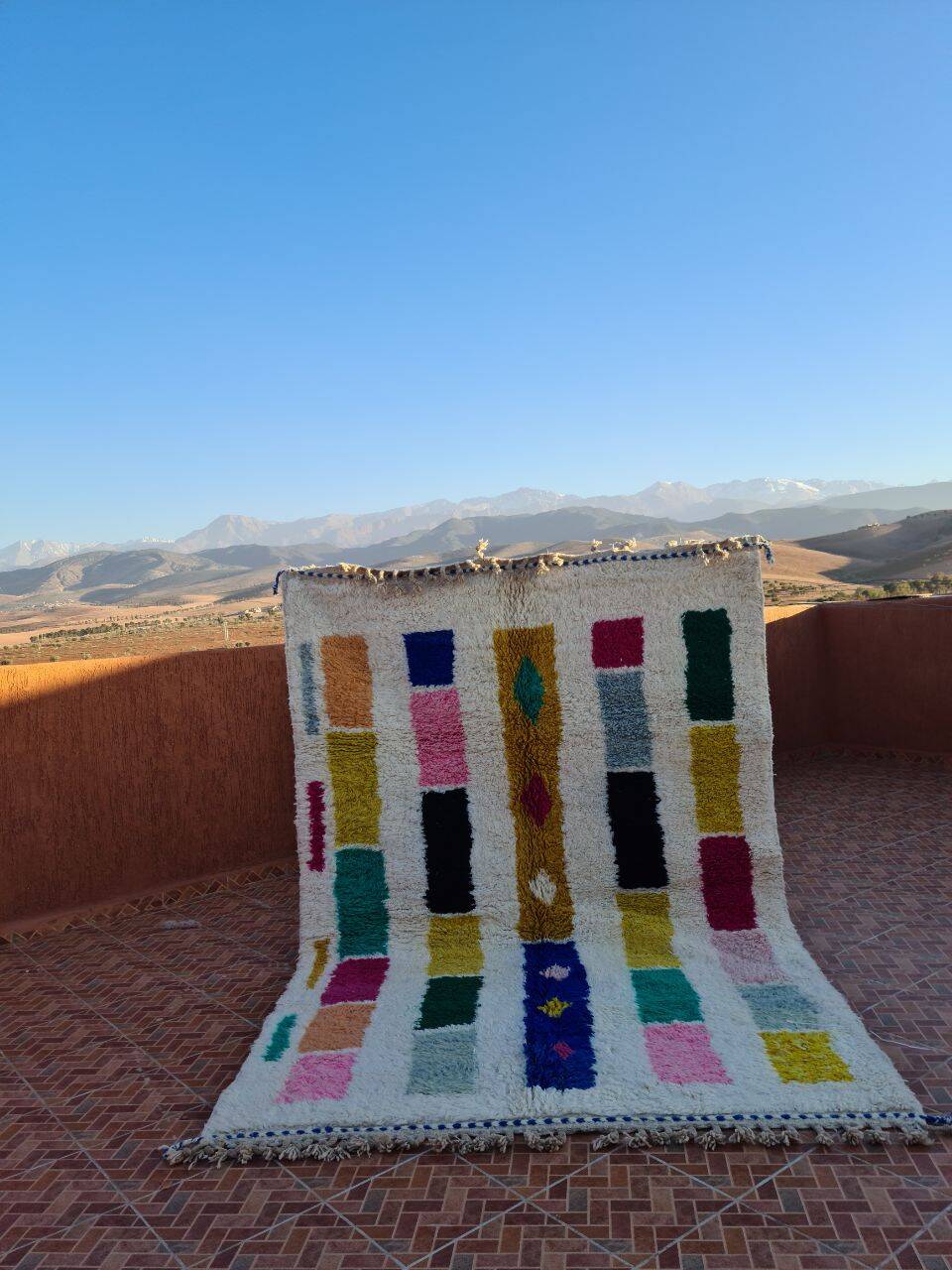 Beni Mrirt Rug 100% Natural Wool – Luxury and Berber Craftsmanship