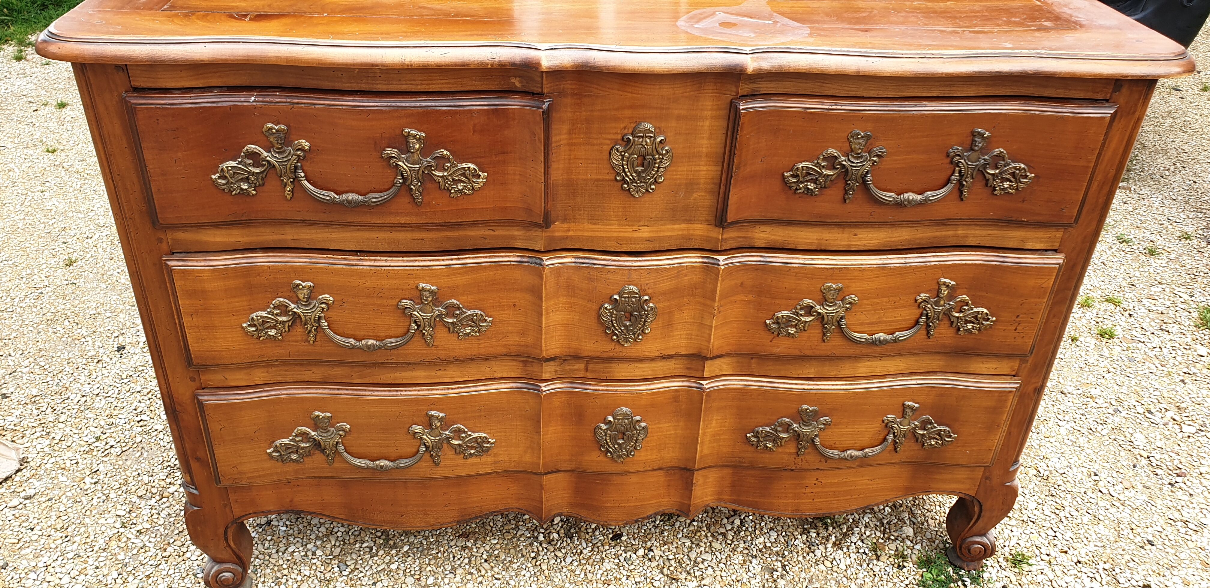 Chest of drawers Louis XV in cherry wood
