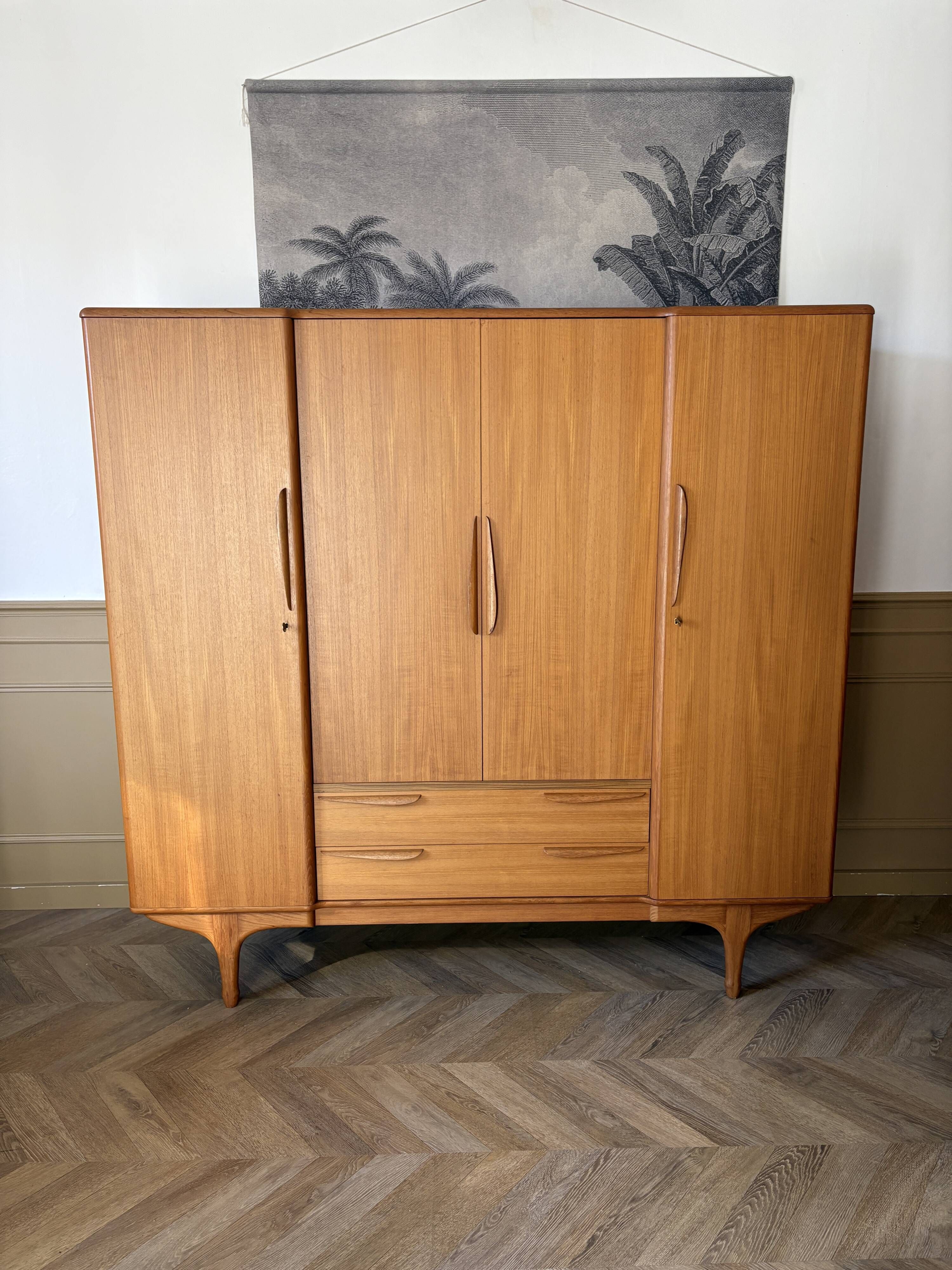 Armoire scandinave vintage teck
