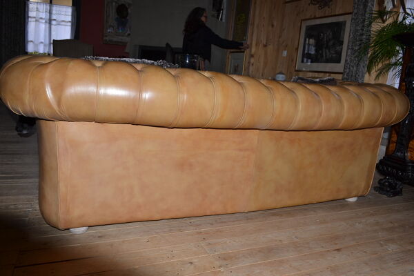 Canapé chesterfield, 3 places Angleterre, vers 1970
