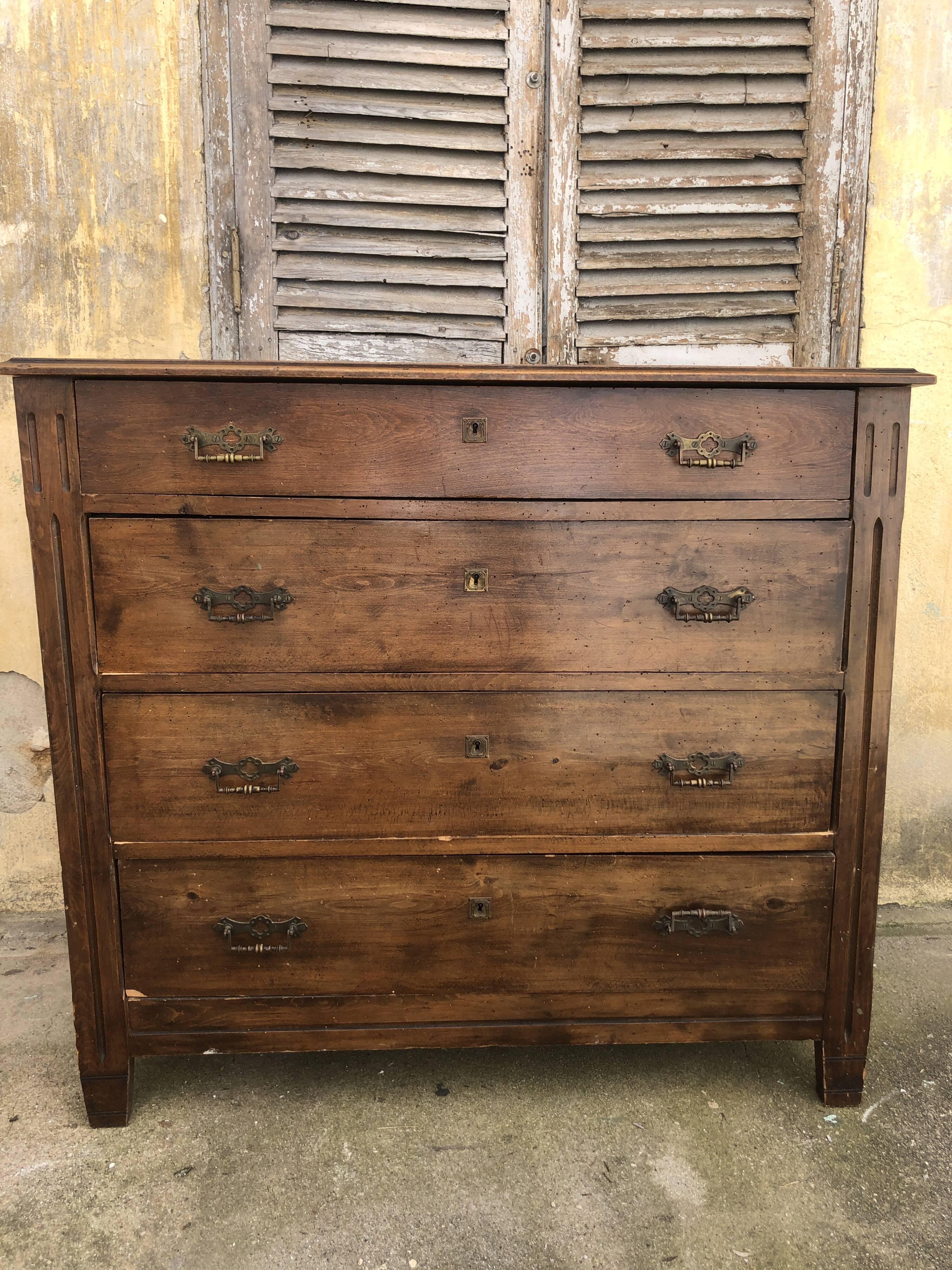 Vintage dresser