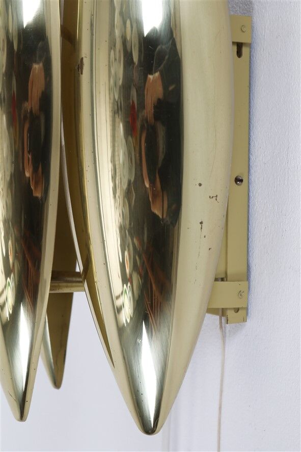 Fog & Mørup / Jo Hammerborg “Kastor” brass wall lamp / Mid-century Danish modern design / 1960s / 1970s