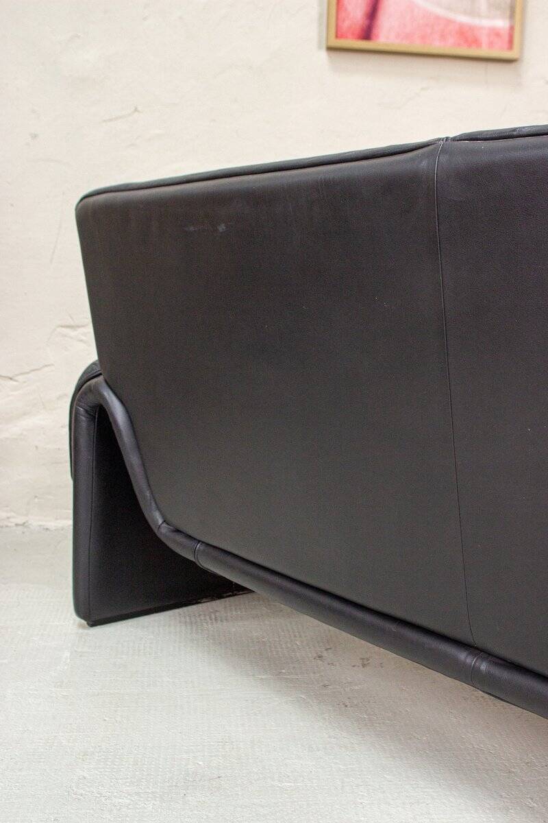 Vintage 2011 Two-Seater Leather Sofa by de Sede, 1983