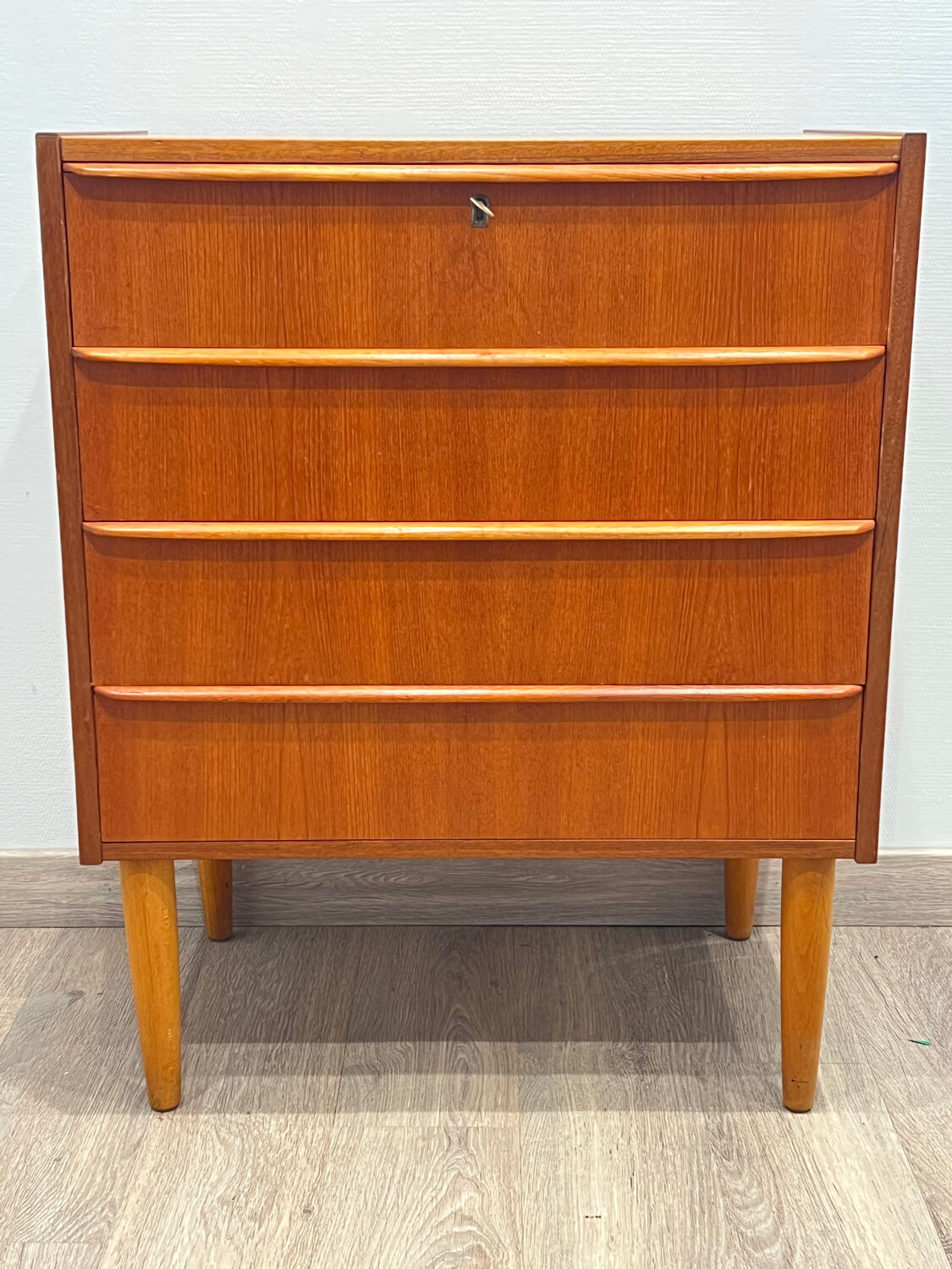 Scandinavian teak chest of drawers with 4 drawers