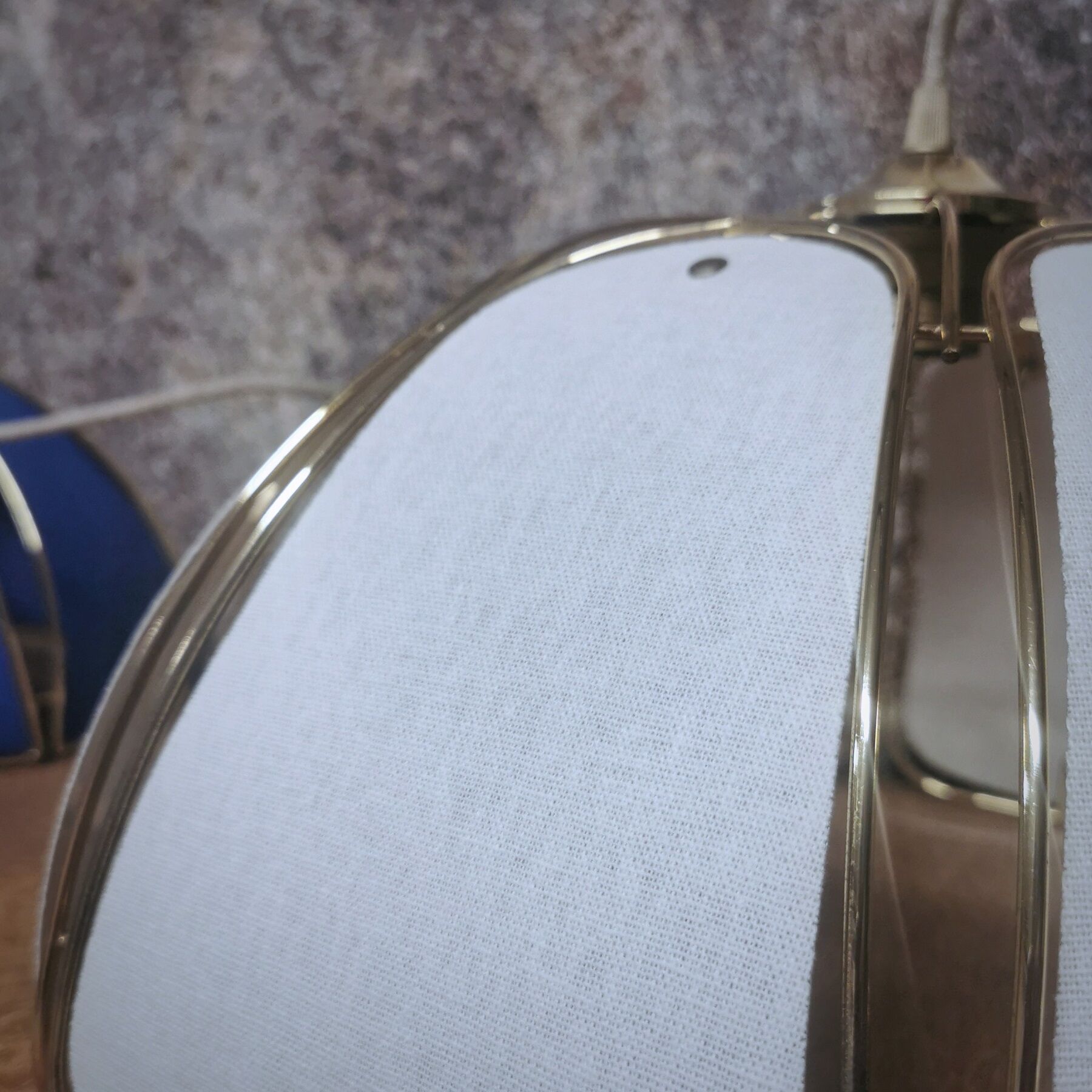 Suspension structure metal and linen