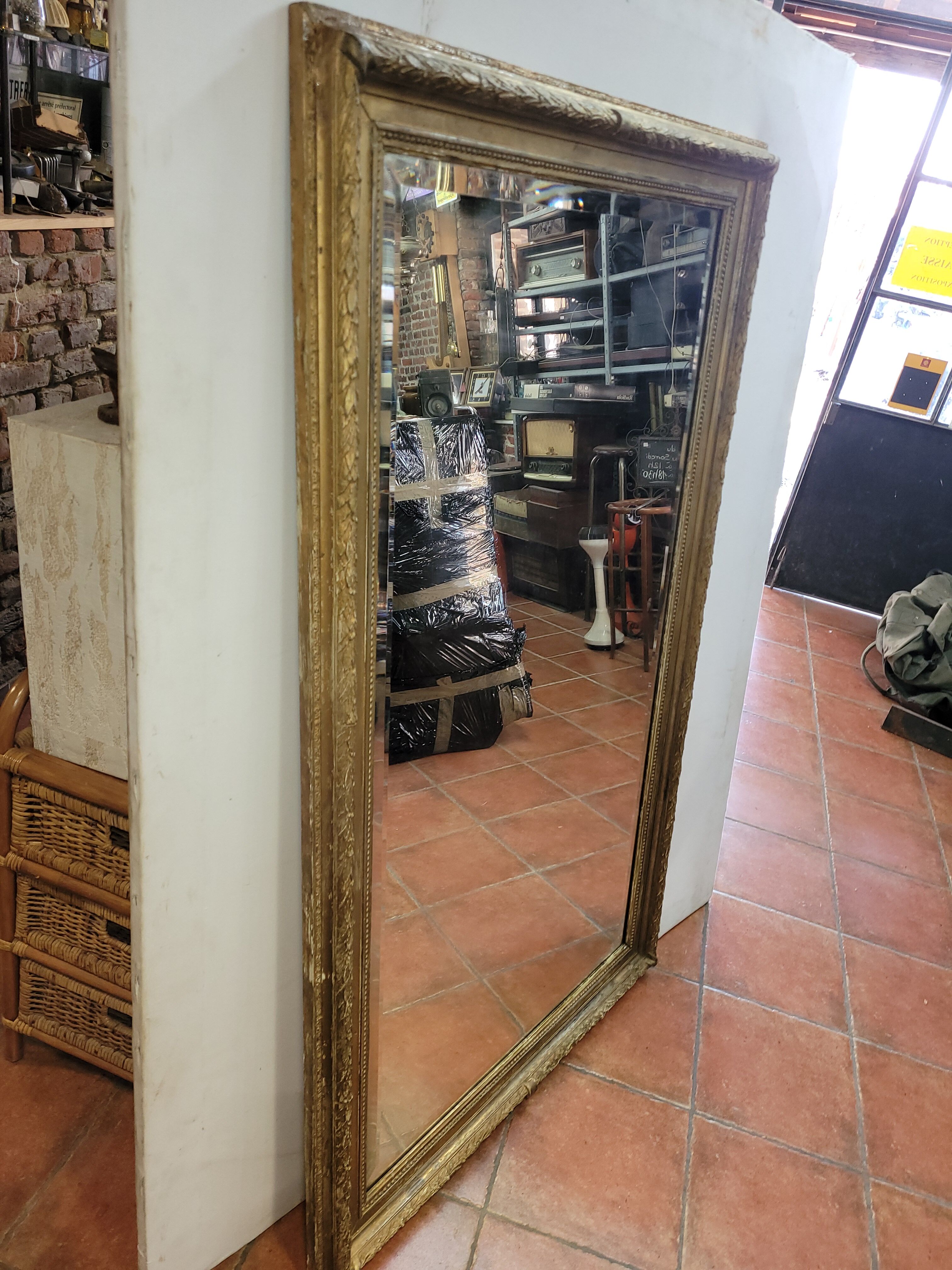 Old beveled mirror 153/91cms