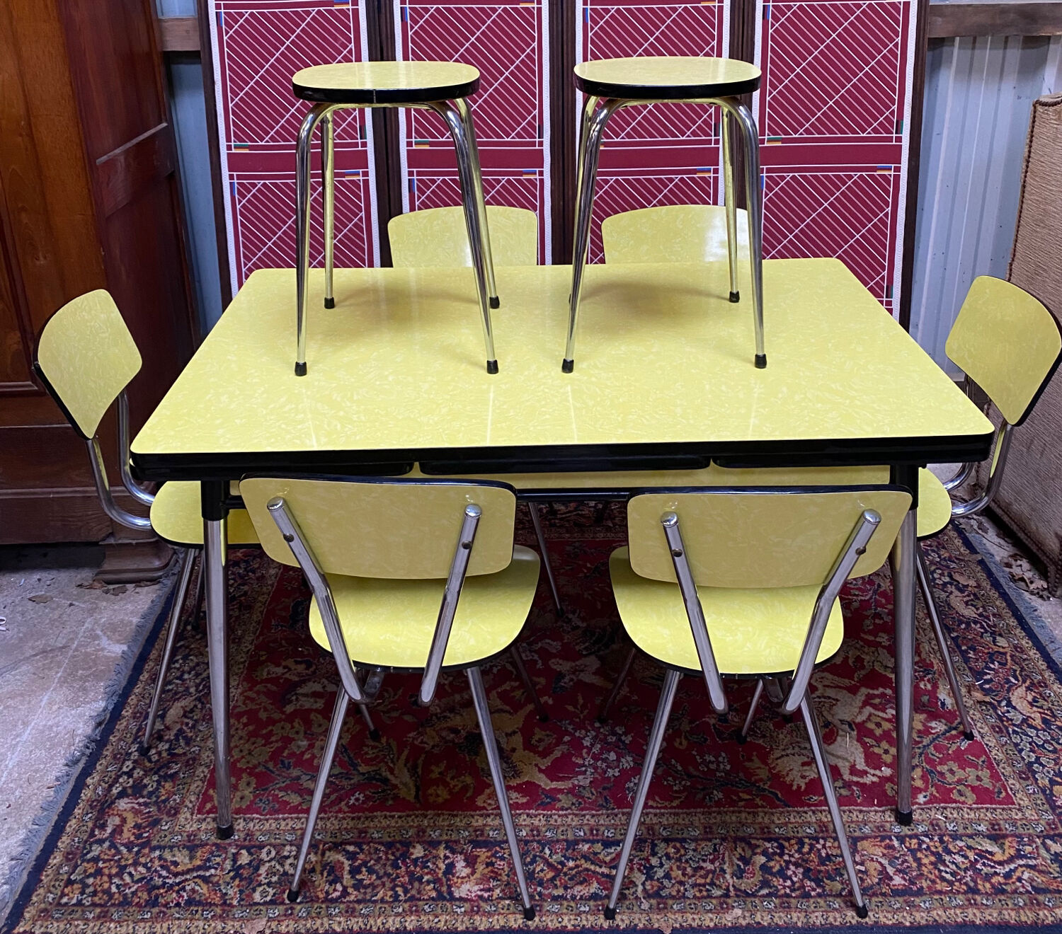 Roger Breton yellow formica set for Tublac, table, 6 chairs, 2 stools, 60s