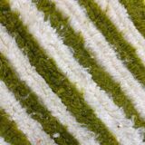 Handcrafted Berber rug in pure natural wool, size 150 x 250 cm