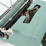 Lettéra 32 typewriter, Olivetti