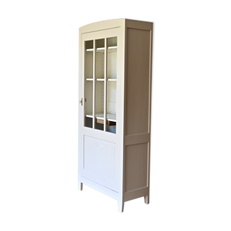 Glass cabinet