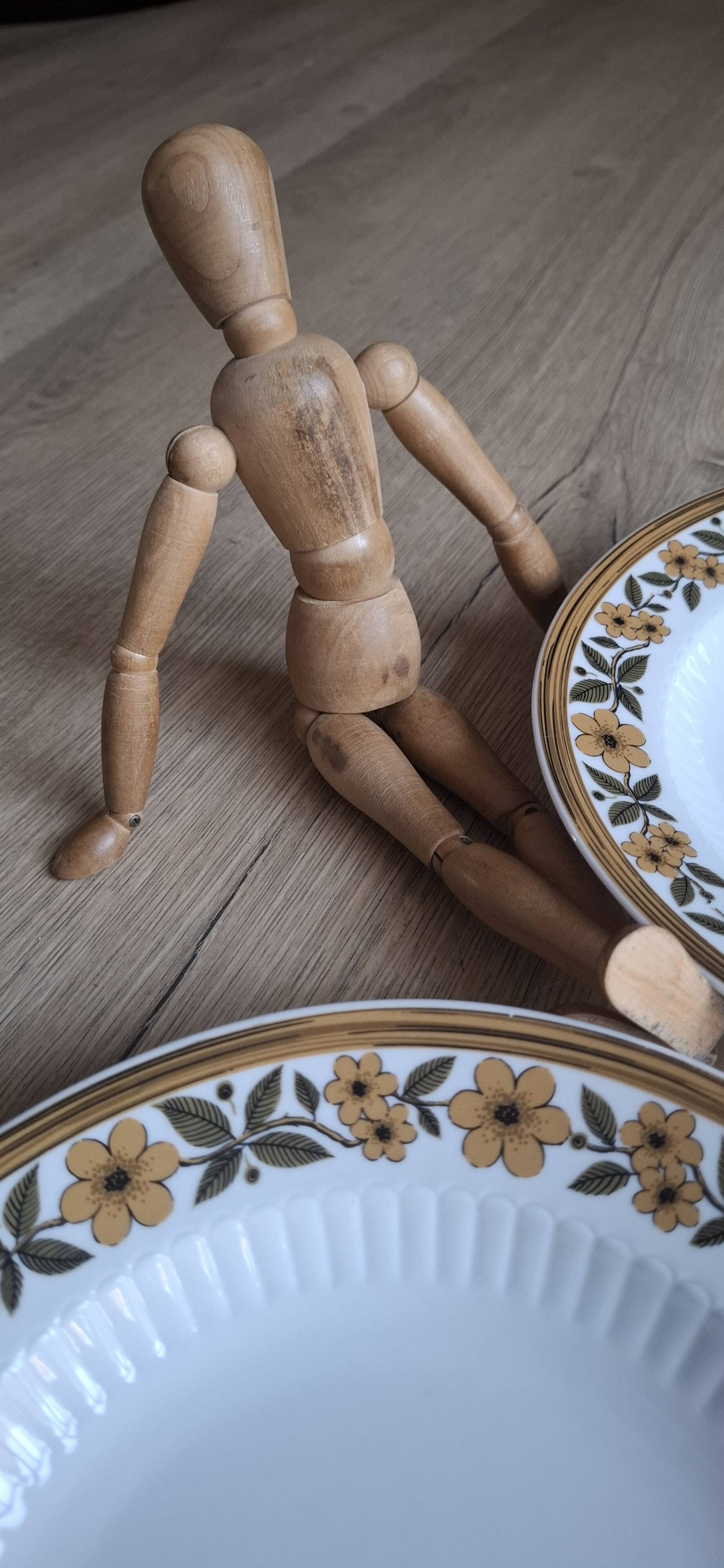 Set of 6 plates Mitteteich Bavaria gold flowers