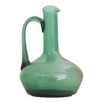 Carafe en verre vert de fabrication italienne 1960s