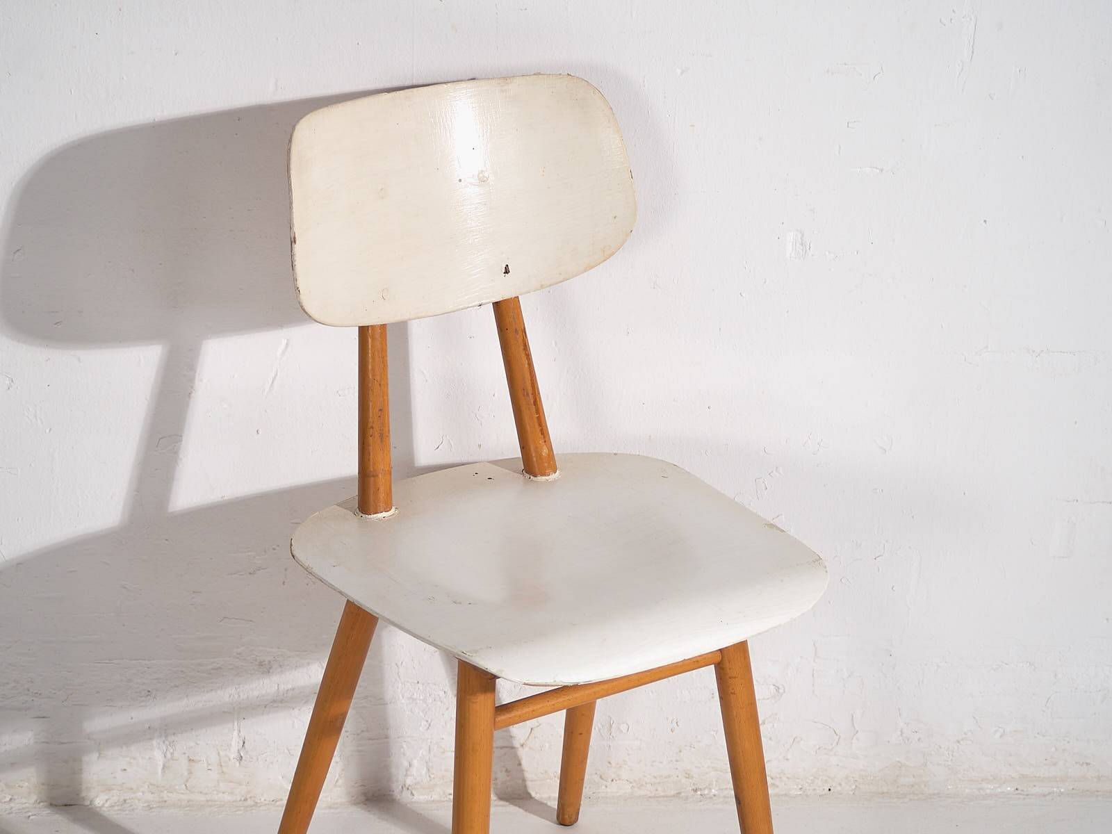 Vintage white chairs (circa 1960). 3-piece set #1