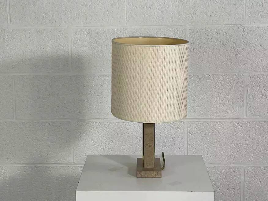 Lampe années 70 en travertin et laiton