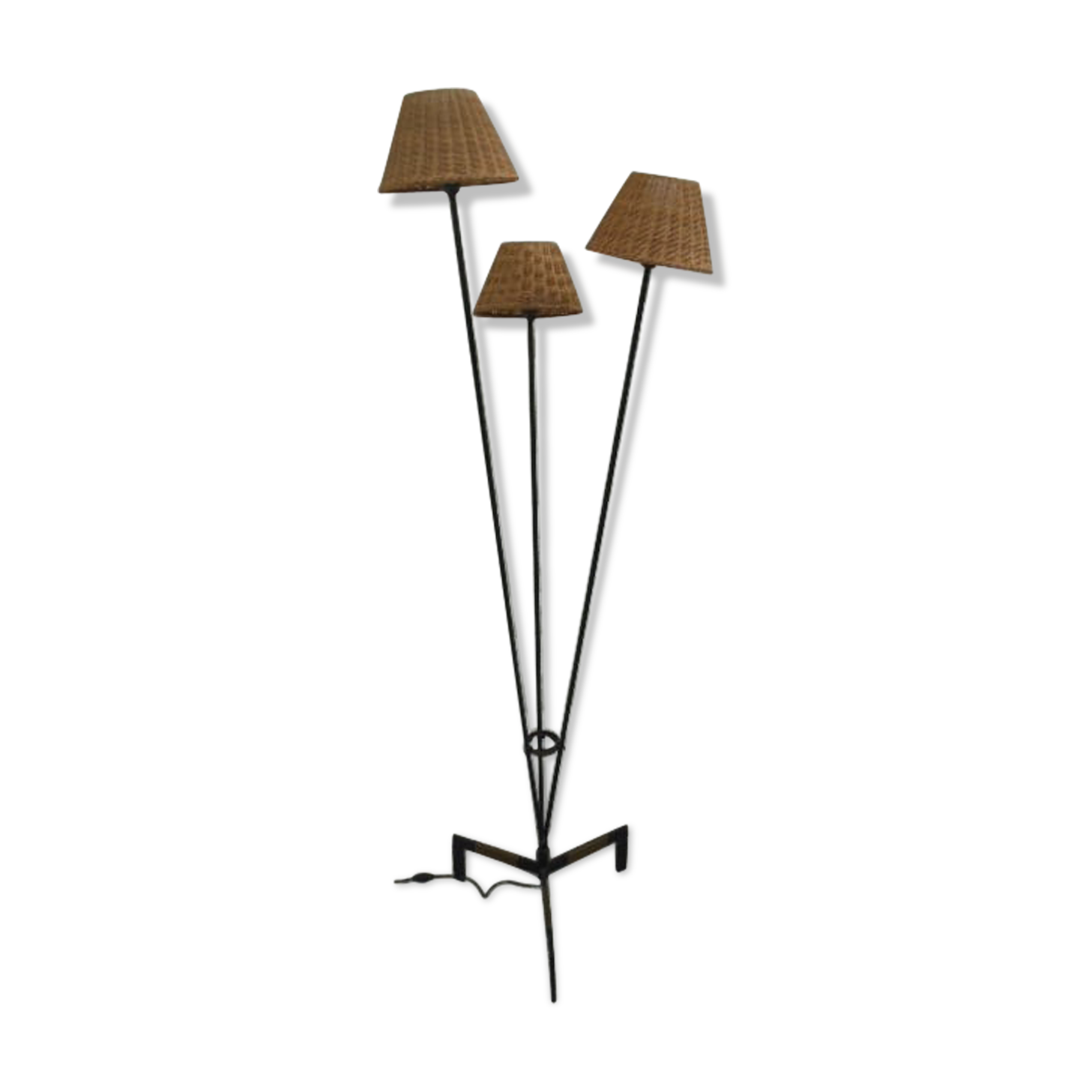 Vintage tripod lamppost