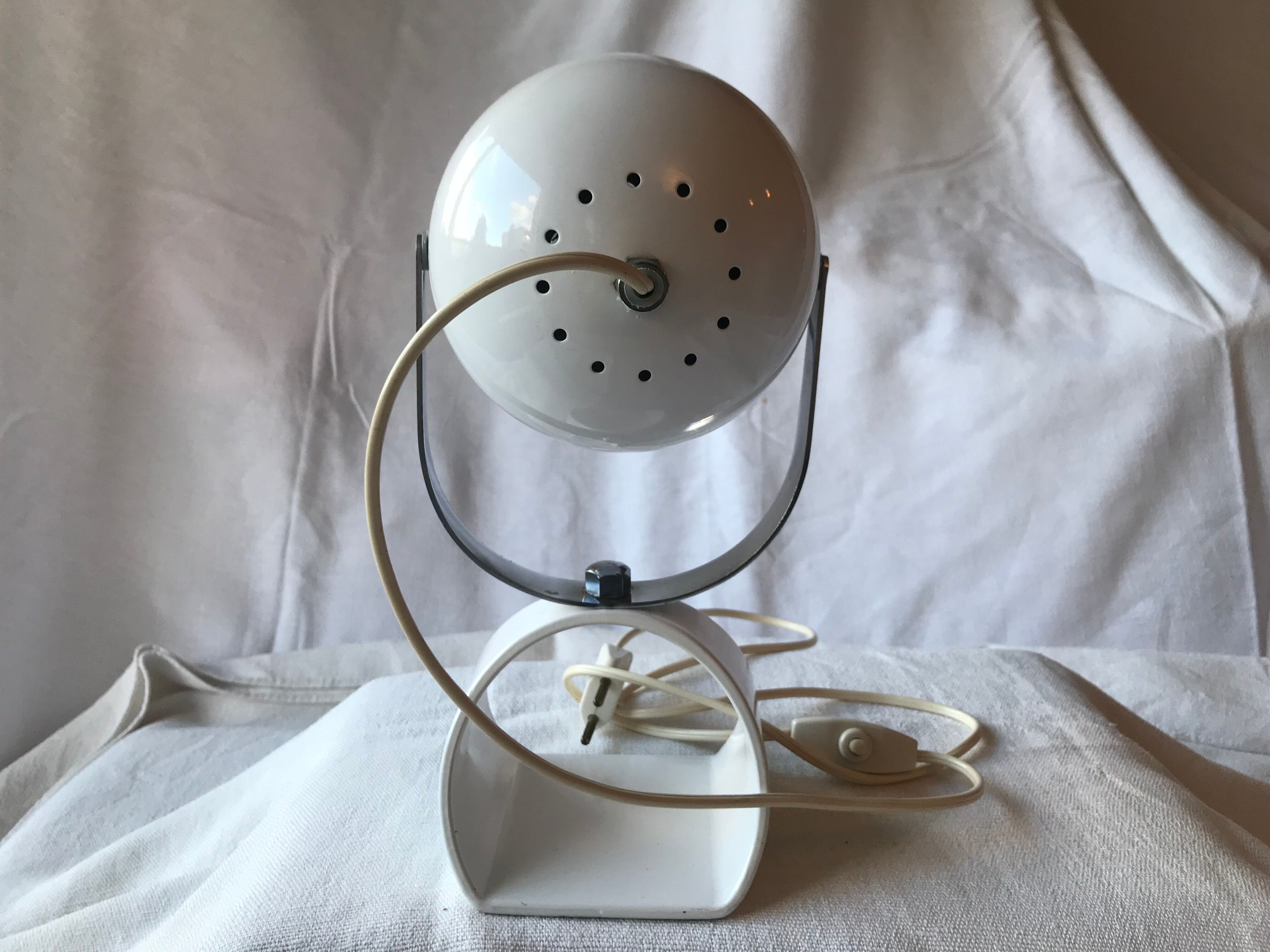 Vintage eye ball table lamp 1970 Italian Prova white