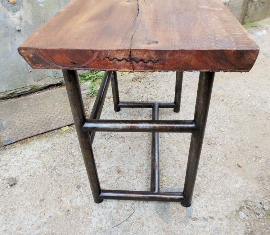 Console en bois brut