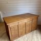 Bureau de ministre vintage double caisson en chêne – Milieu de pièce