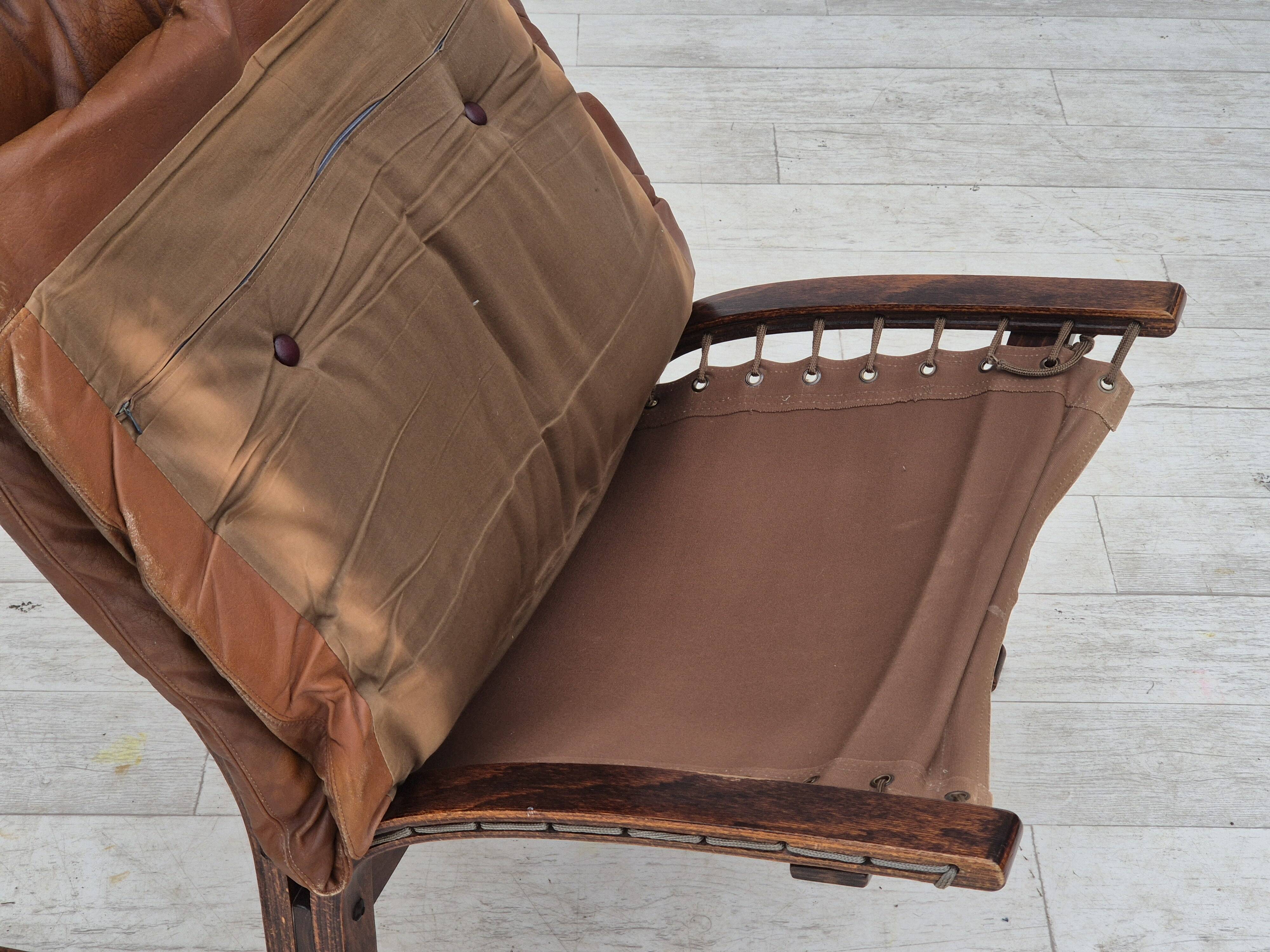 1970s, Norwegian design by Ingmar Relling, model "Siesta" for Westnofa, original condition.