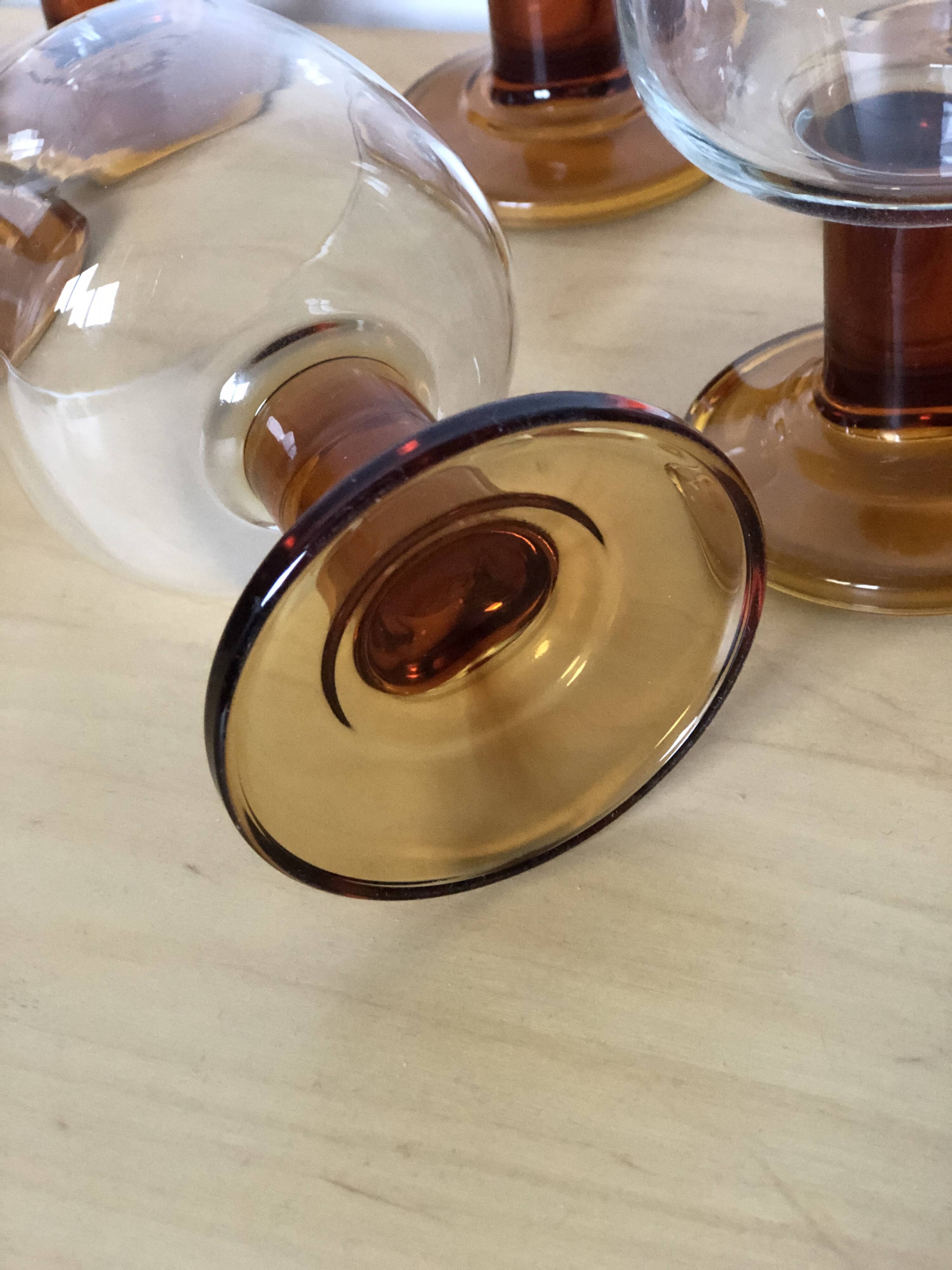 Lot 8 verres ambrés années 60