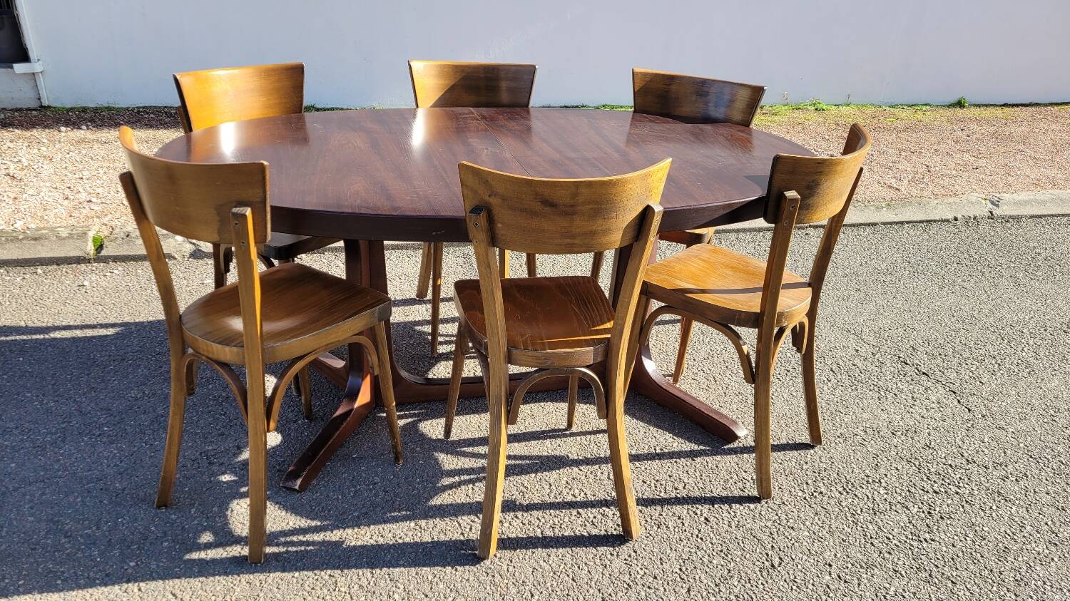 Vintage Baumann Scandinavian oval table - 1960s