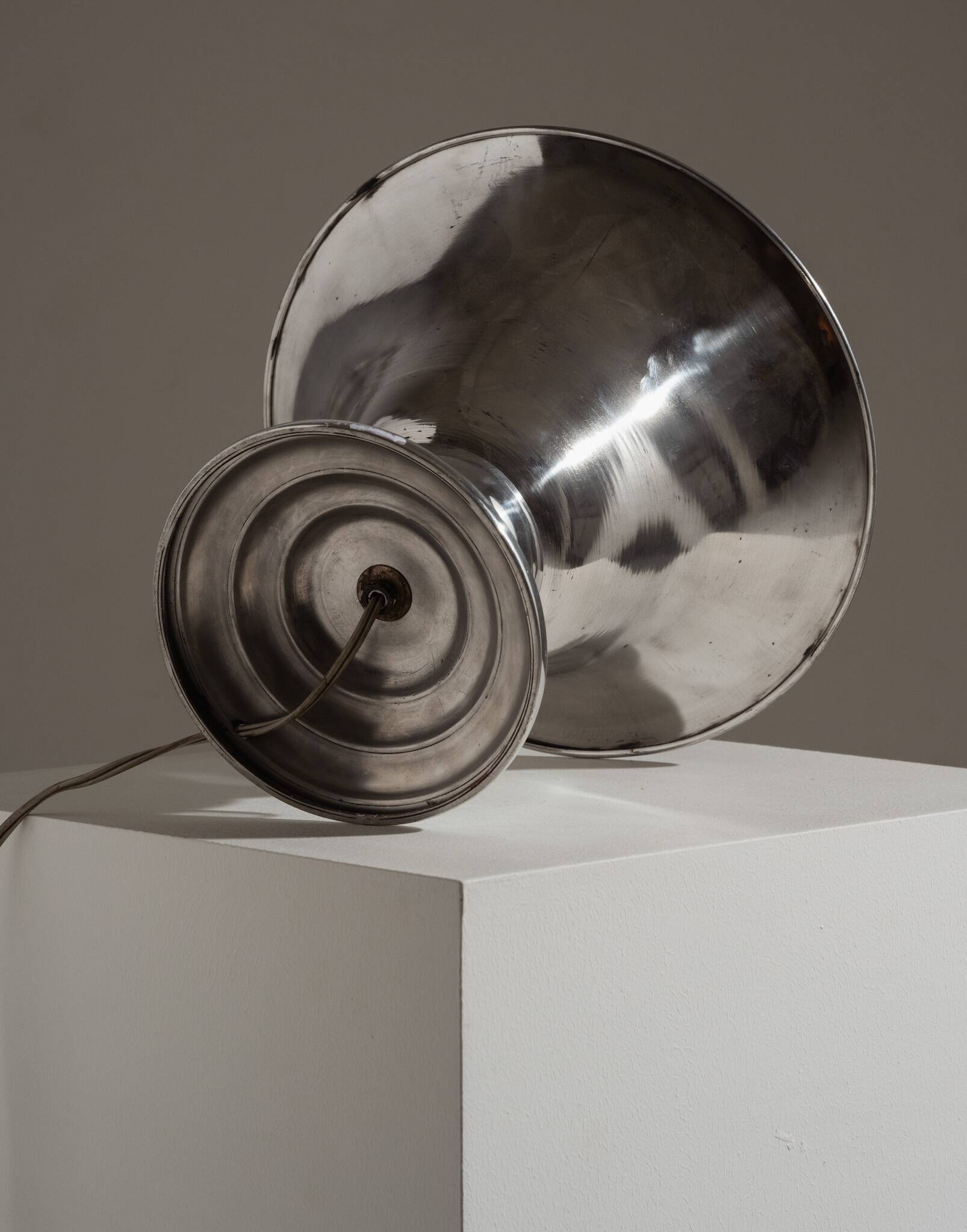 Lampe Art déco en aluminium et verre, 1960